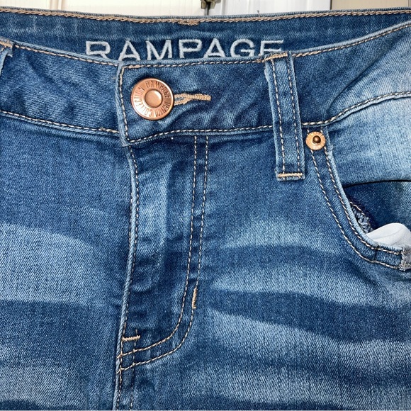 Women’s RAMPAGE distressed skinny jeans - Picture 4 of 7